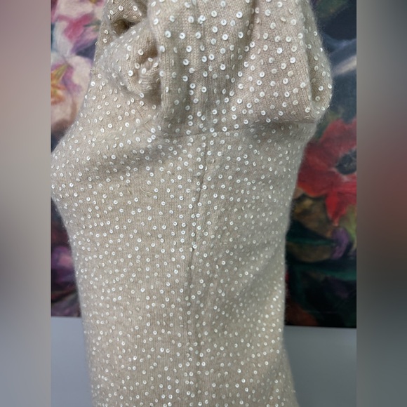Vertical Design 2 ply cashmere Full Sequined Crewneck sweater Sz M Tan Holiday - Picture 7 of 10